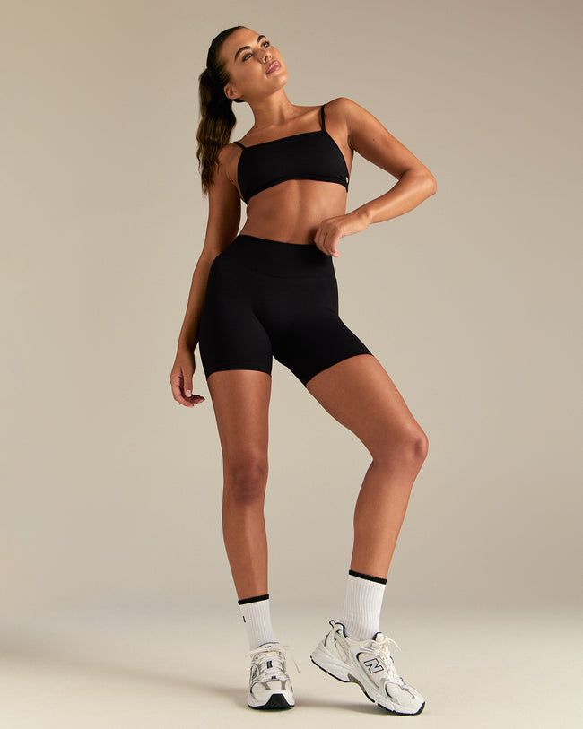 Emphasize 5" Shorts | Black