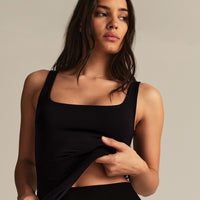 Smooth Contour Midi Square Neck Tank | Black