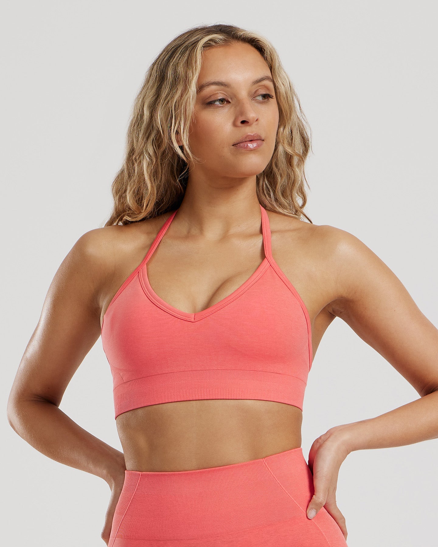 Define 2.0 Seamless Halter Neck Bra | Sunlit Coral