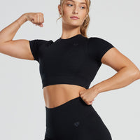 Motion Seamless Short Sleeve Crop Top | Black