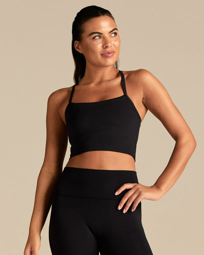 Essential Built-In Bra Crop Tank Top | Black