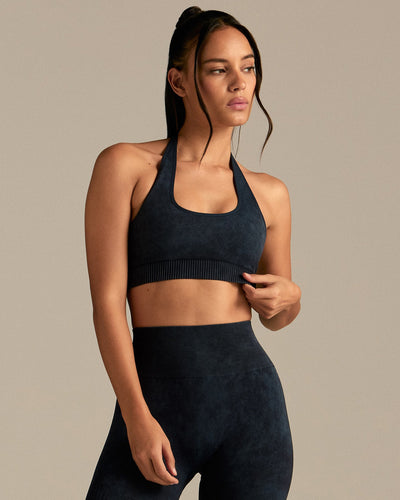 Power Seamless Halter Neck Bra | Washed Black