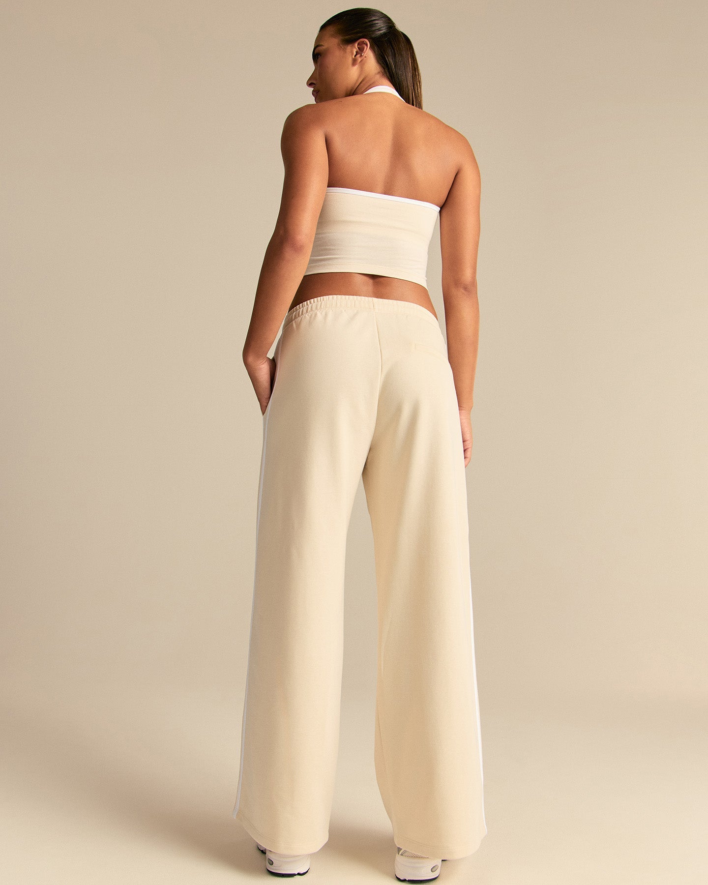 Comfort Lightweight Contrast Joggers | Off White (2/6)