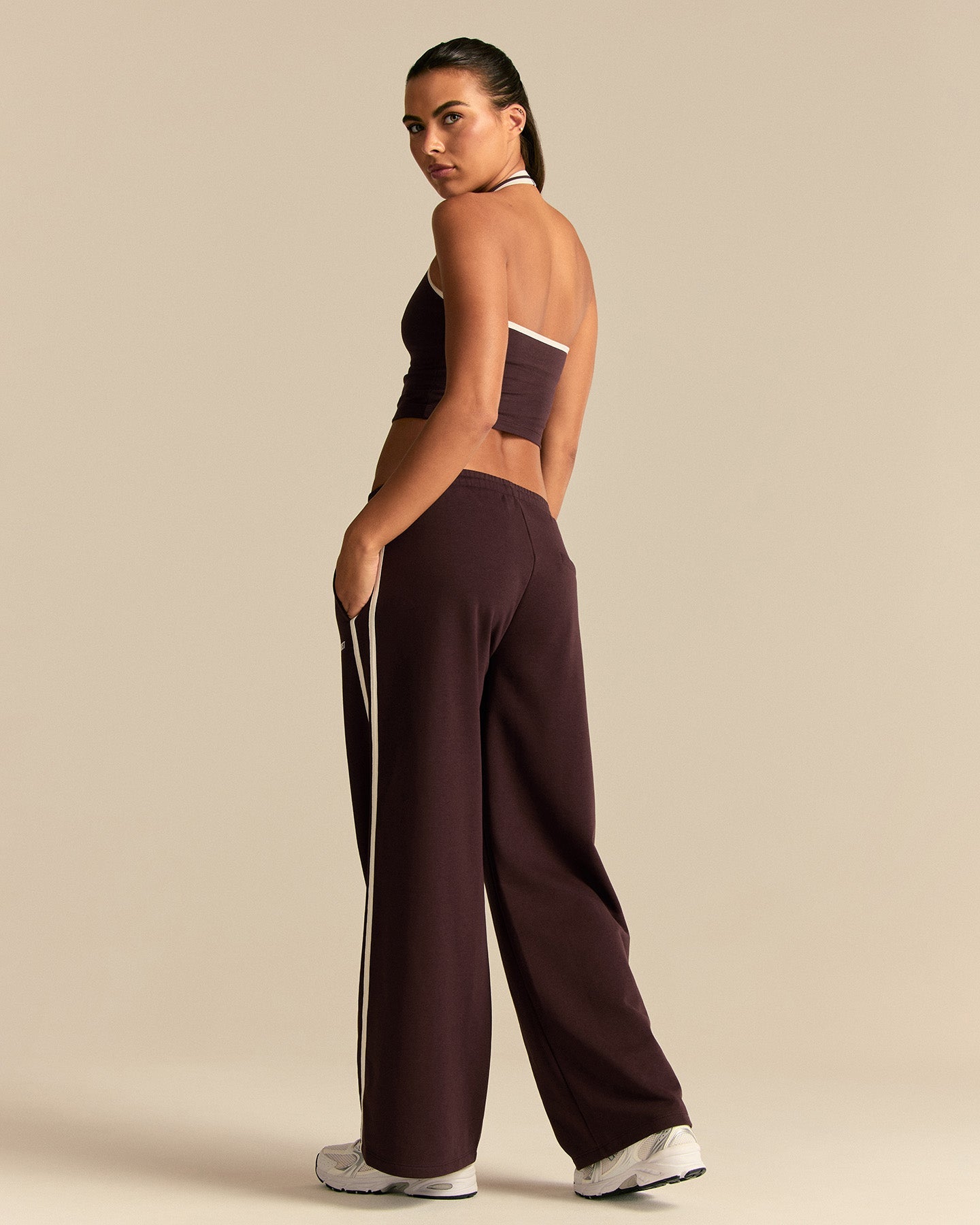 Comfort Lightweight Contrast Joggers | Cafe Noir (2/6)