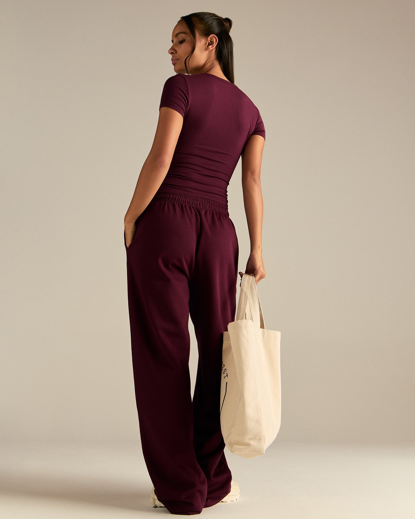 Smooth Contour Midi Short Sleeve T-Shirt | Merlot