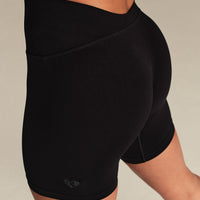 Define 2.0 Low Back Shorts | Black