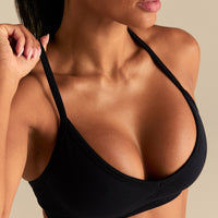 Define 2.0 Seamless Scrunch V-Neck Bra | Black