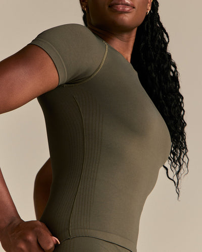 Power Seamless Short Sleeve Top | Dark Olive