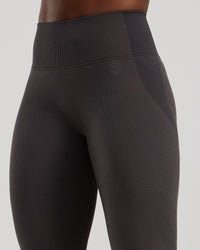 Motion Seamless Leggings | Graphite