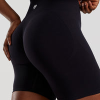 Define 2.0 Seamless Scrunch 6" Shorts | Black