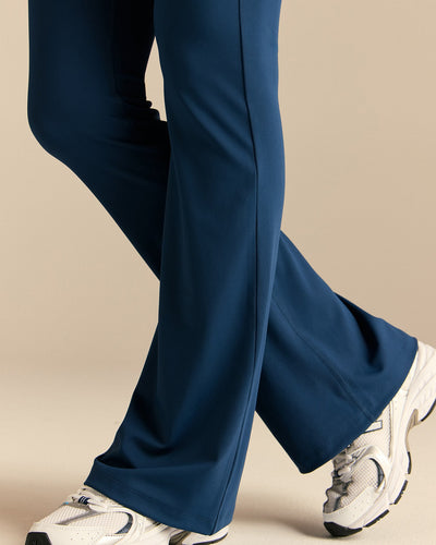 Essential Flared Leggings | True Navy