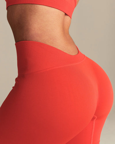 Define 2.0 Low Back Shorts | Lava Red