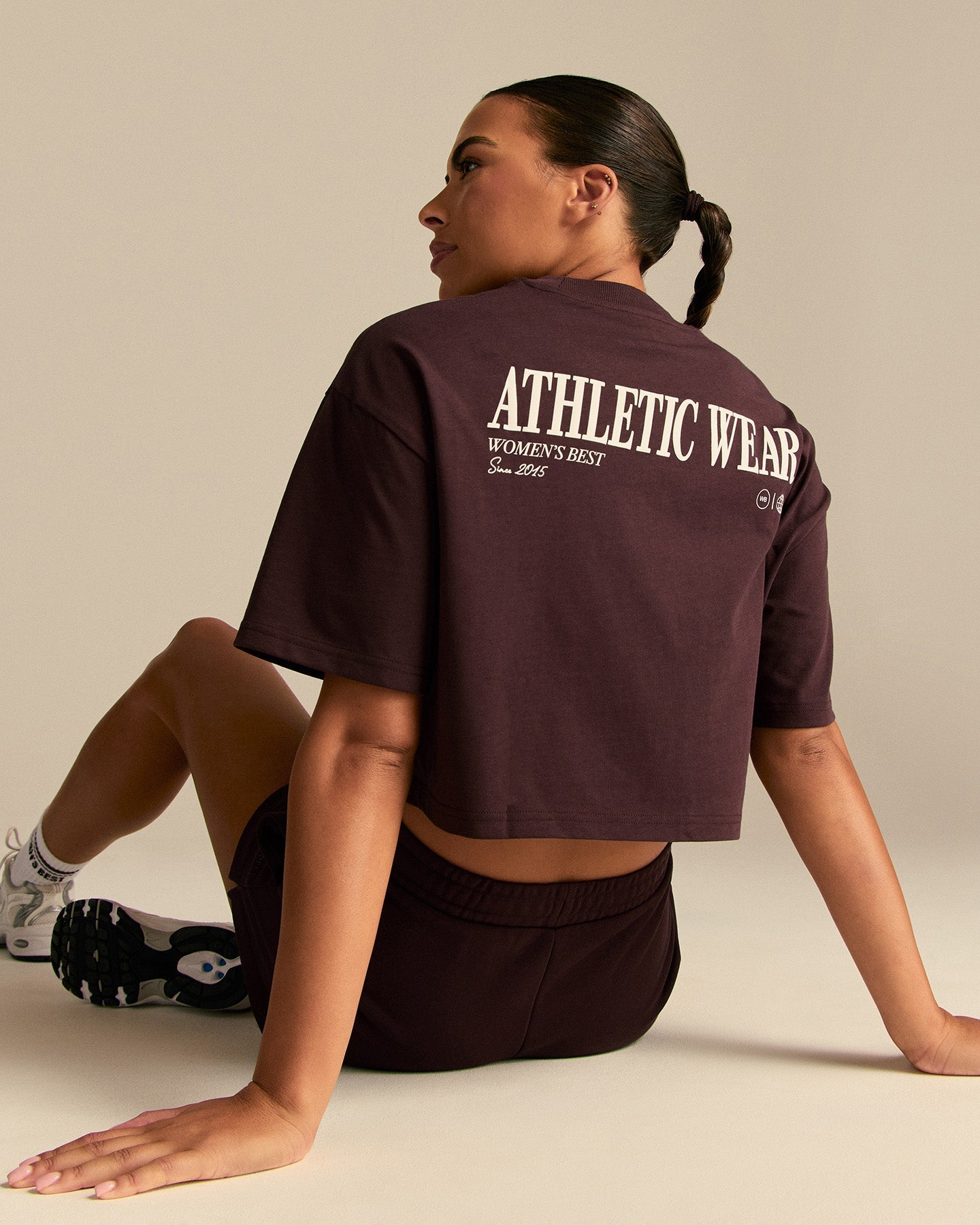 Comfort Athletic Club Cropped T-Shirt | Cafe Noir (6/6)