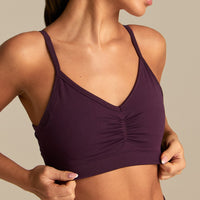 Define 2.0 Scrunch Bra | Blackberry (2/6)