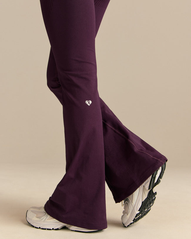 Power High Waist Flared Leggings | Blackberry (4/6)