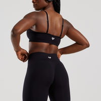 Define 2.0 Seamless Scrunch 6" Shorts | Black