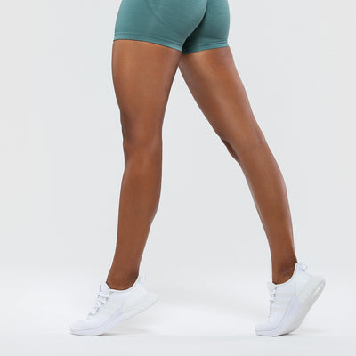 Define Scrunch Seamless Shorts | Sea Pine