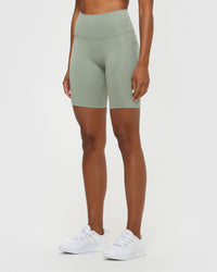 Essential Cycling Shorts with Pockets | Olive