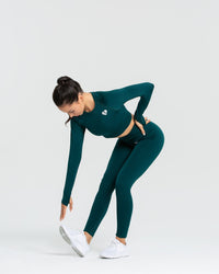 Move Seamless Long Sleeve Crop Top | Smaragd Green Solid